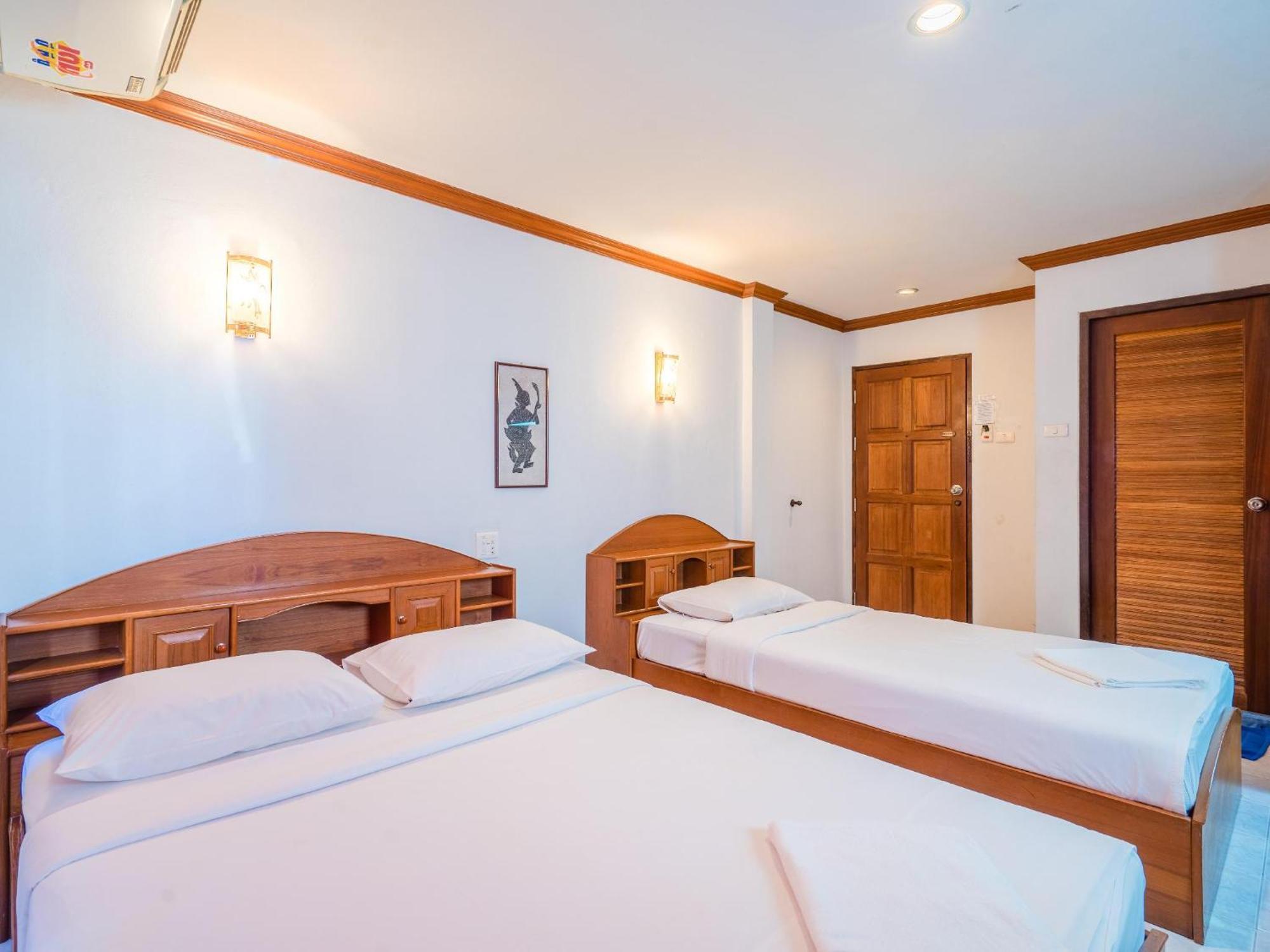 Break Point Hotel Patong Buitenkant foto